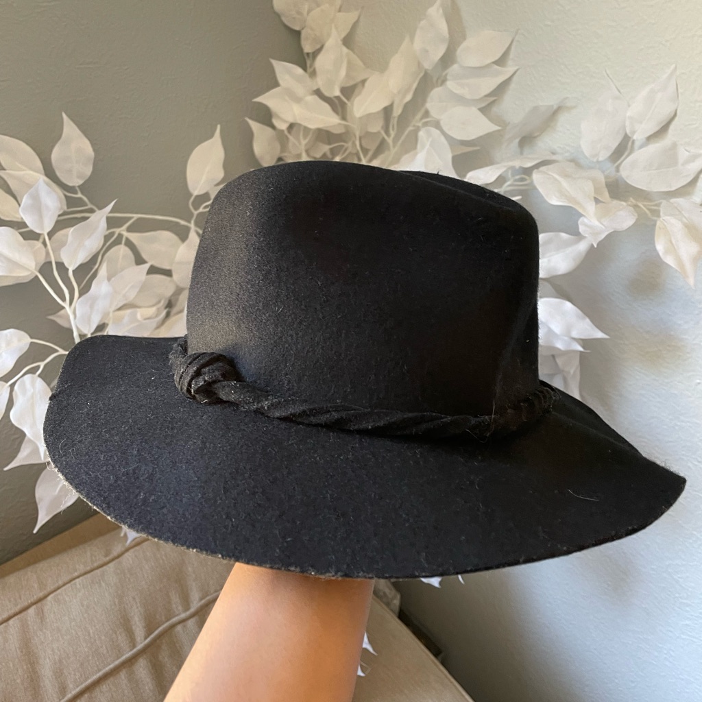 F21 Hat